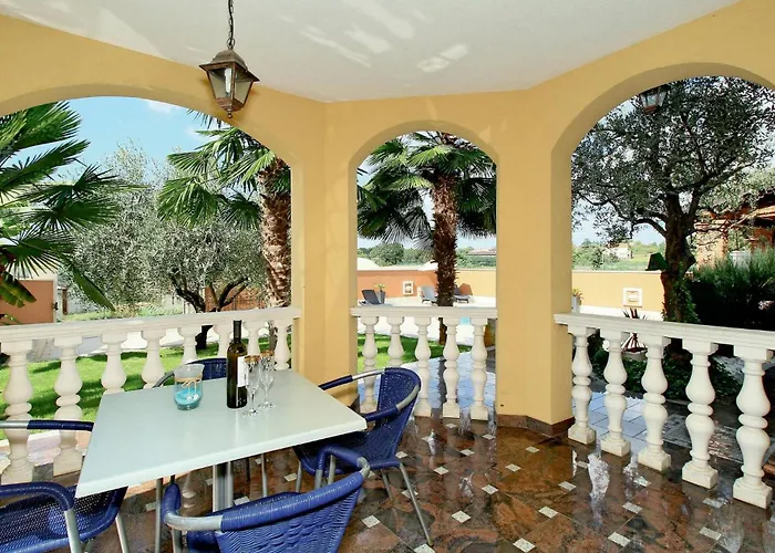 Apartmán 80 With Outdoor Swimmingpool