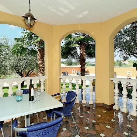 Appartamento 80 With Outdoor Swimmingpool