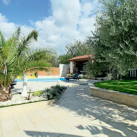 Διαμέρισμα 80 With Outdoor Swimmingpool Πόρετς