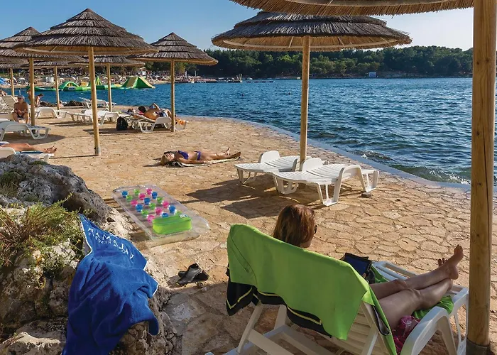 Apartment Porec 80 With Outdoor Swimmingpool *